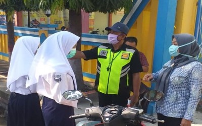 Kegiatan Daftar Ulang Sesuai Protokol Kesehatan