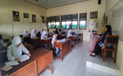 Kepala SMAN 1 Pegandon, Ibu Fitri Nurhayati, S,Pd., M.Pd. Ingatkan Jaga Integritas dalam ASAJ
