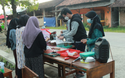Osis, Mpk dan Pramuka SMAN 1 PEGANDON Adakan Bazar Ramadhan
